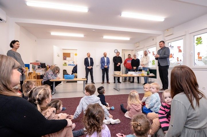 240229_Kontejner_skolka_MS_Lhota_2