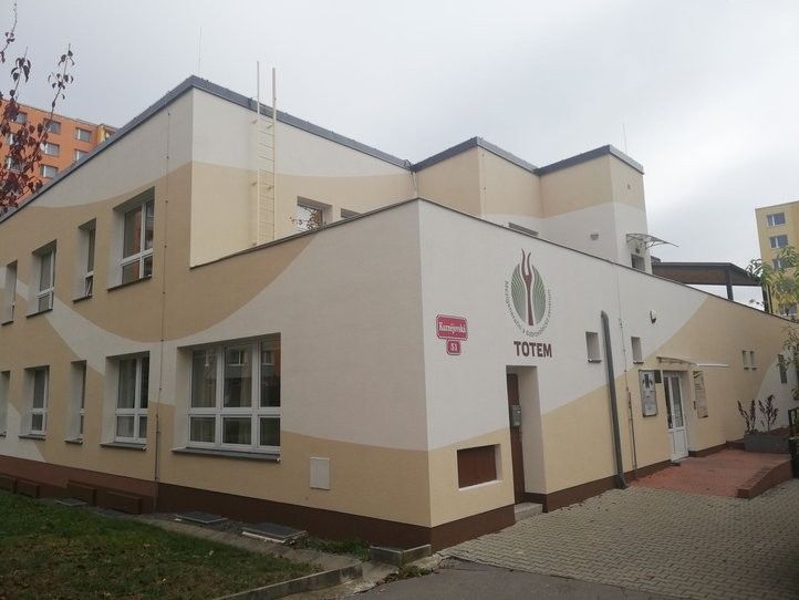 TOTEM letos slaví čtvrtstoletí. Zdroj foto: Mezigenerační a dobrovolnické centrum TOTEM 240314_totem_01