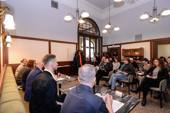 Fotografie z tiskové konference: M. Pecuch 240326_Slavnosti_svobody_TK_3