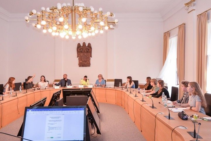 Fotografie: M. Pecuch 240507_Zakovsky_parlament_1