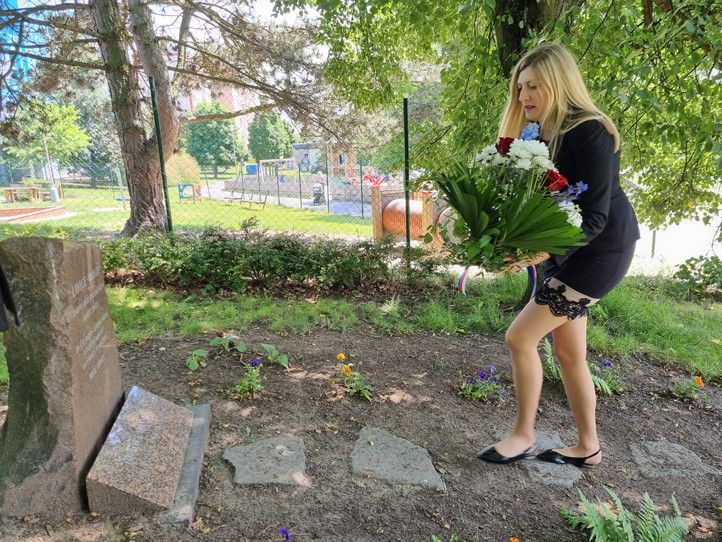 Fotografie: M. Vejvodová 240611_Pamatnik_Lidice_1