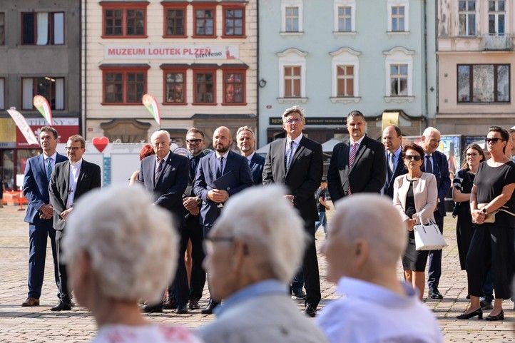 Pietní akt na náměstí Republiky v Plzni (fotografie: M. Pecuch) 240821_Pieta_21_srpen_3