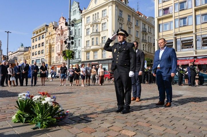 Pietní akt na náměstí Republiky v Plzni (fotografie: M. Pecuch) 240821_Pieta_21_srpen_4