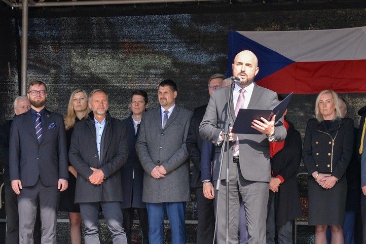 Vzpomínkové setkání na náměstí T. G. Masaryka v Plzni (fotografie: M. Pecuch) 250307_TGM_3