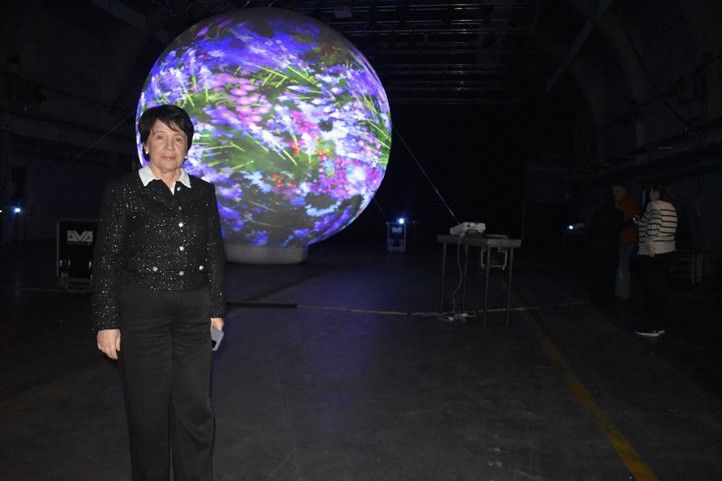 Fotografie z tiskové konference: H. Josefová 250318_Blik_blik_TK_1