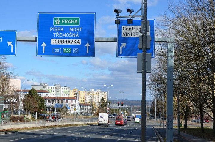 Úsekové měření v Plzni na Studentské (fotografie: E. Kriegerová, SITMP) 250320_Usekove_mereni_Studentska_2