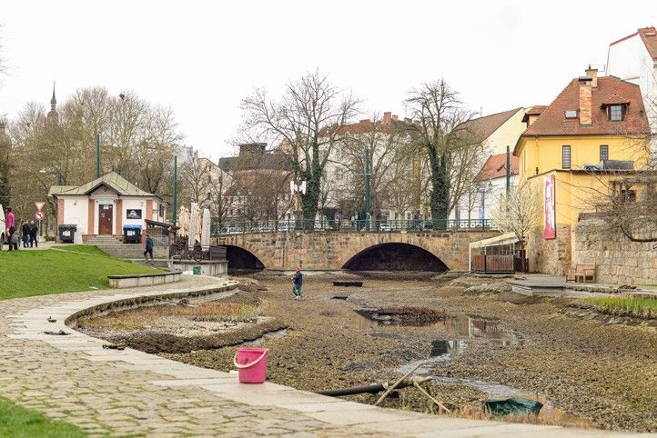 Čištění Mlýnské strouhy (fotografie: M. Pecuch) 250331_Mlynska_strouha_1