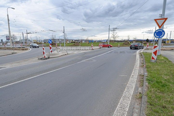 250408_KO_makro_Regensburska_2