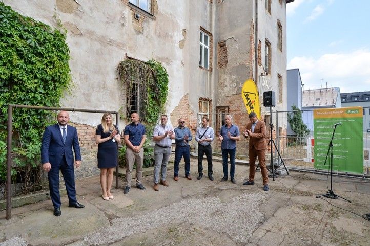 Současný stav domu Kotkova 19, Plzeň (fotografie. M. Pecuch) 250619_Vizualizace_kotkova_19_4