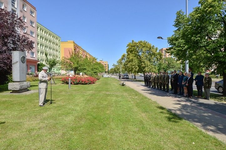Zdroj fotografií: Magistrát města Plzně 250620_Pietni_akt_Pika_Slovany_1