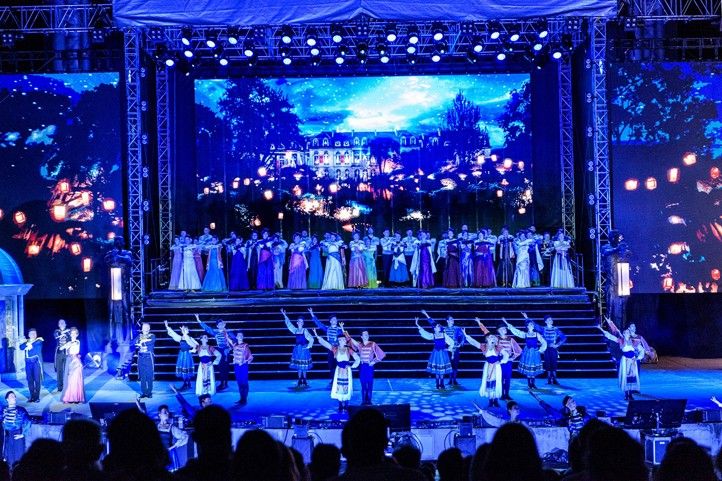 Ilustrační foto: M. Root 250909_Vesela-vdova_Noc_operou