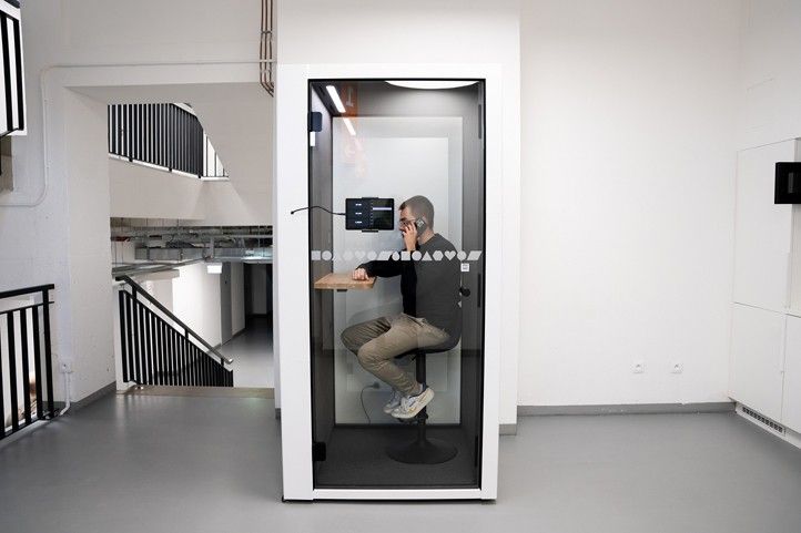 251023_TechTower_Call_boxy