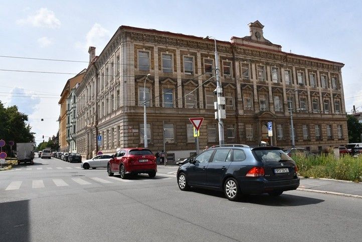 Husovo náměstí (zdroj foto: město Plzeň) 251102_Husova_c-its_web