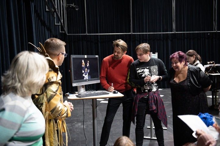 Fotografie: I. Štěrbová 251104_Divadelni_brany_4