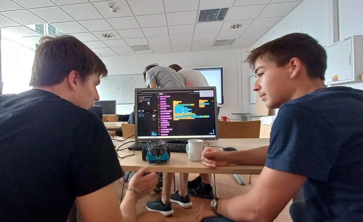 260305_Letni_ZCU_programovani