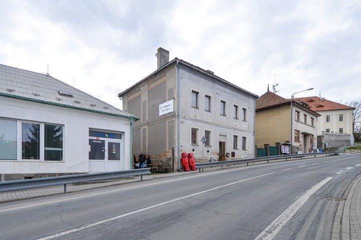 Zahájení rekonstrukce (fotografie: M. Pecuch) 260401_Byt_dum_Litice_6