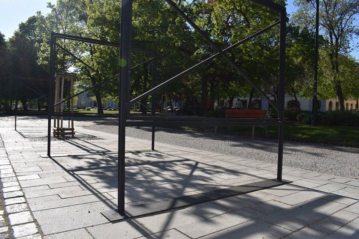 260430_Panely_Hurvinek_2