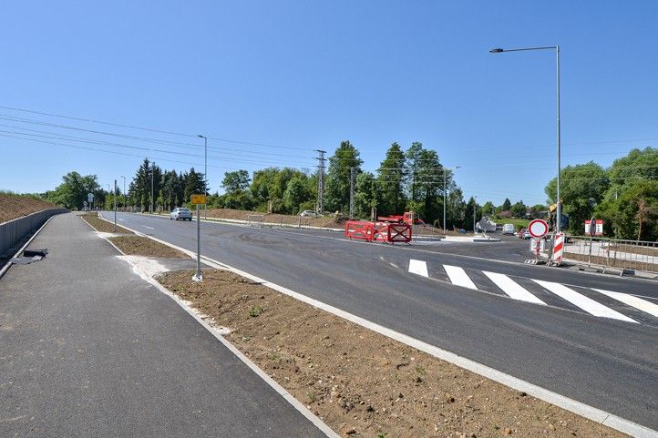 Napojení ulice Za Rybárnou na Zborovskou (fotografie: M. Pecuch) 260528_Za_Rybarnou_2
