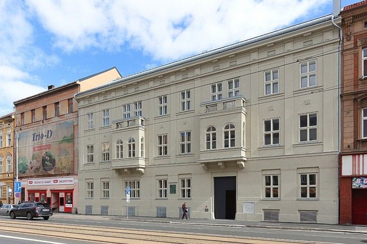 Zrekonstruovaný objekt na Klatovské 19 (fotografie: Z. Vaiz) 260921_Klatovska_19_1